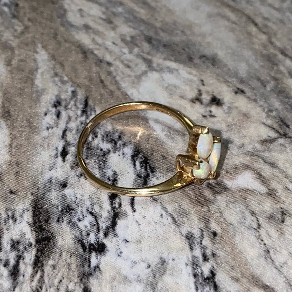 Opal 14K Gold Ring - Picture 7 of 8
